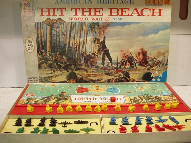 HIT THE BEACH Game piece RED INFANTRY American Heritage MB 1960's 